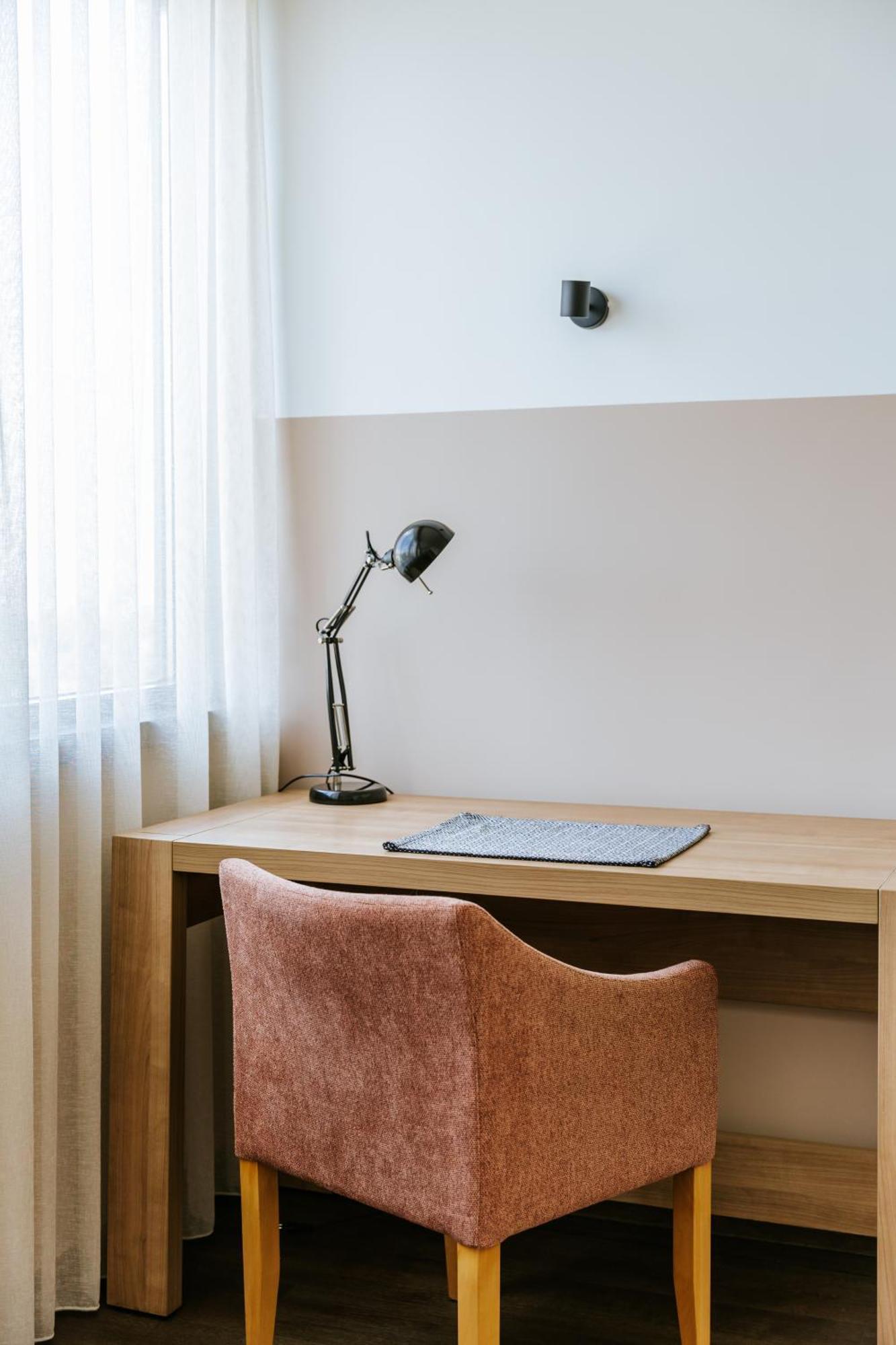 Wn Lab Hotel - Including Breakfast And Parking София Экстерьер фото
